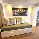 Magnifique T2-chez François Et Kamila - Centre Historique- Parking Privé 50m De L'appartement- Balcon Avec Vue *