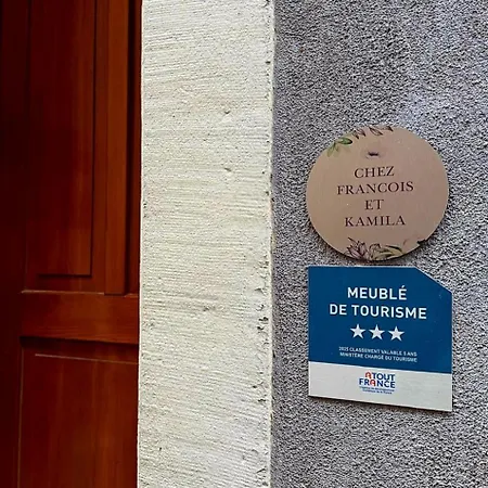 Magnifique T2-chez François Et Kamila - Centre Historique- Parking Privé 50m De L'appartement- Balcon Avec Vue Appartamento Colmar